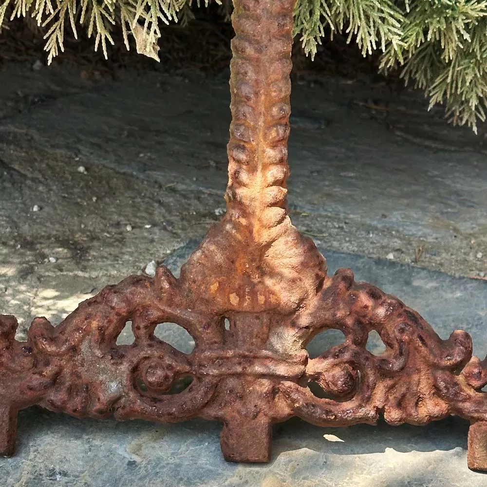 Cast Iron Ornament