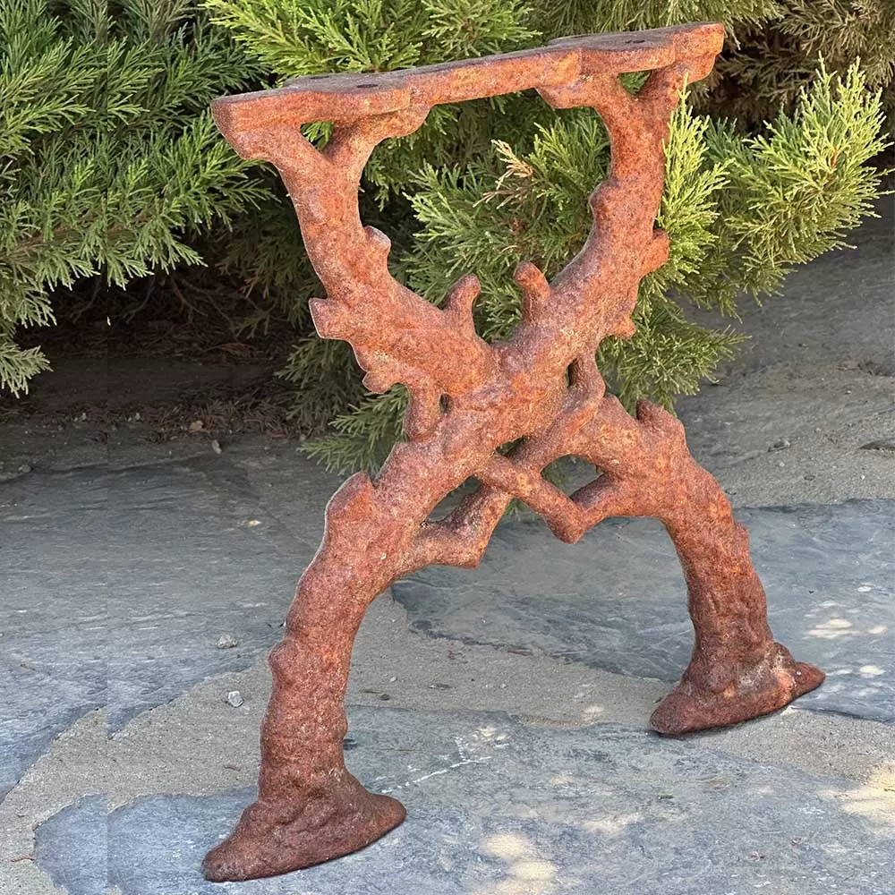 Cast Iron Bench / Table Leg