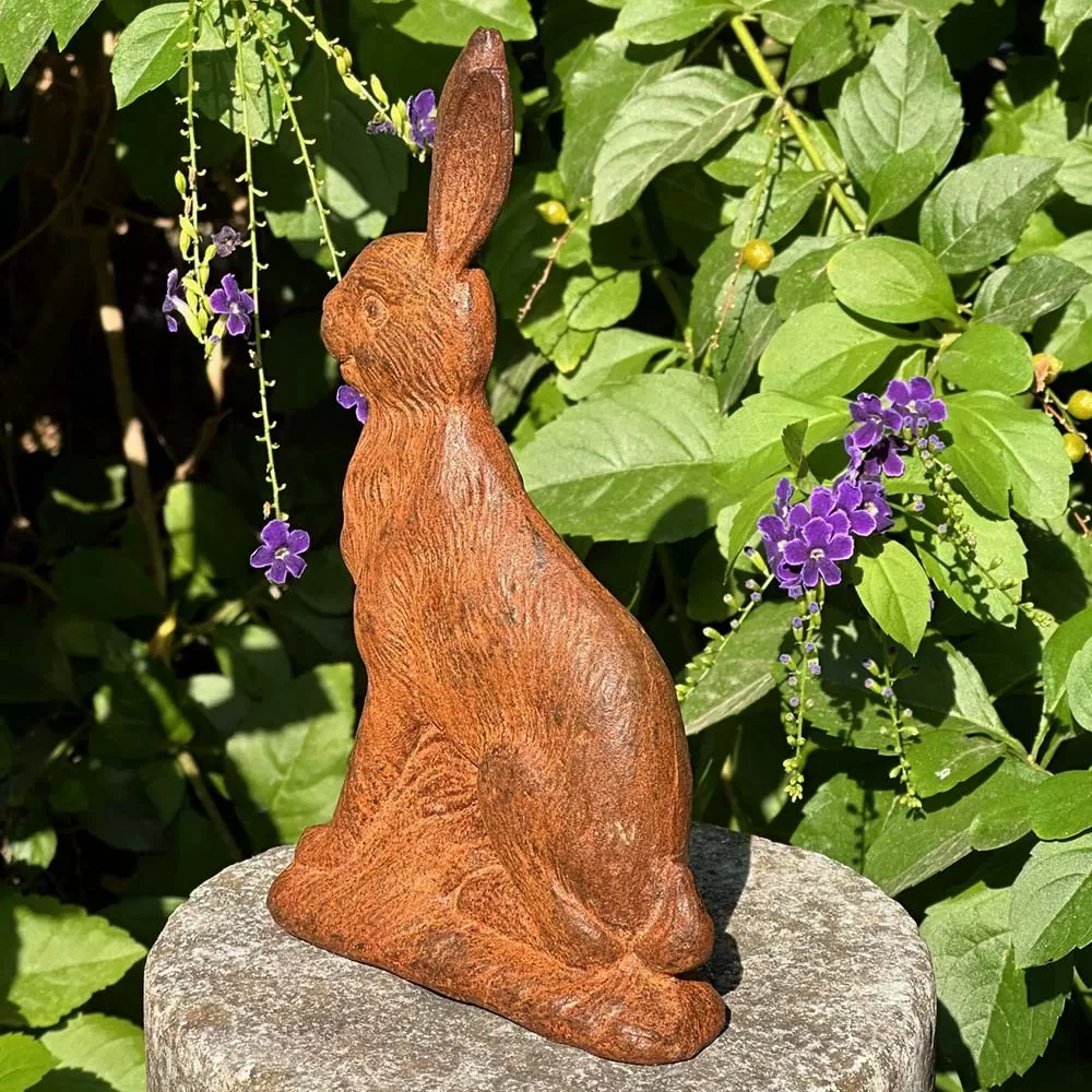 Cast Iron Rabbit