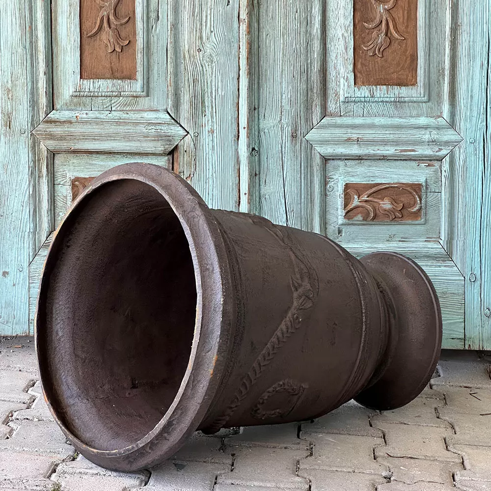 Cast Iron Flower Pot Vase