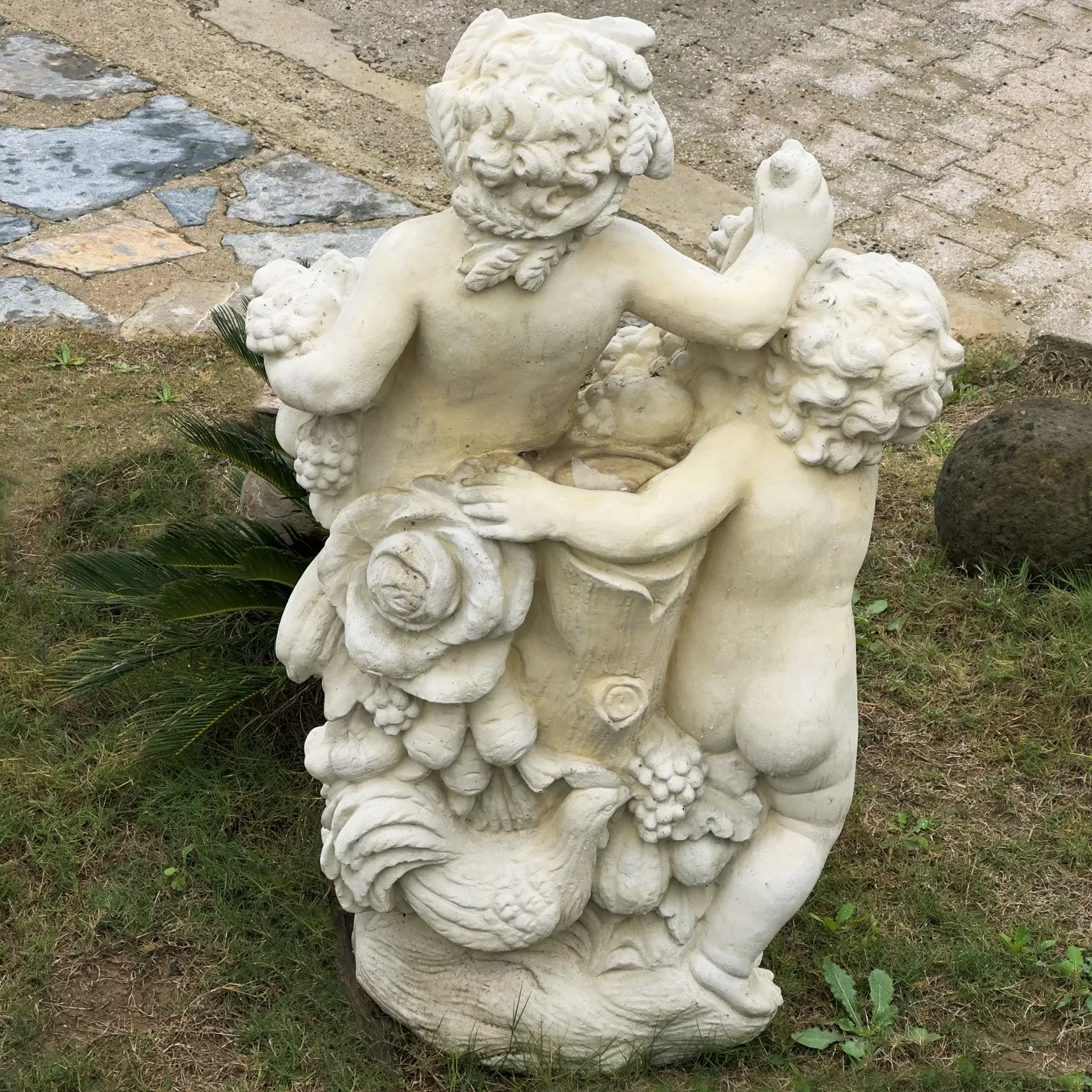 Beton Döküm Putti Heykelleri