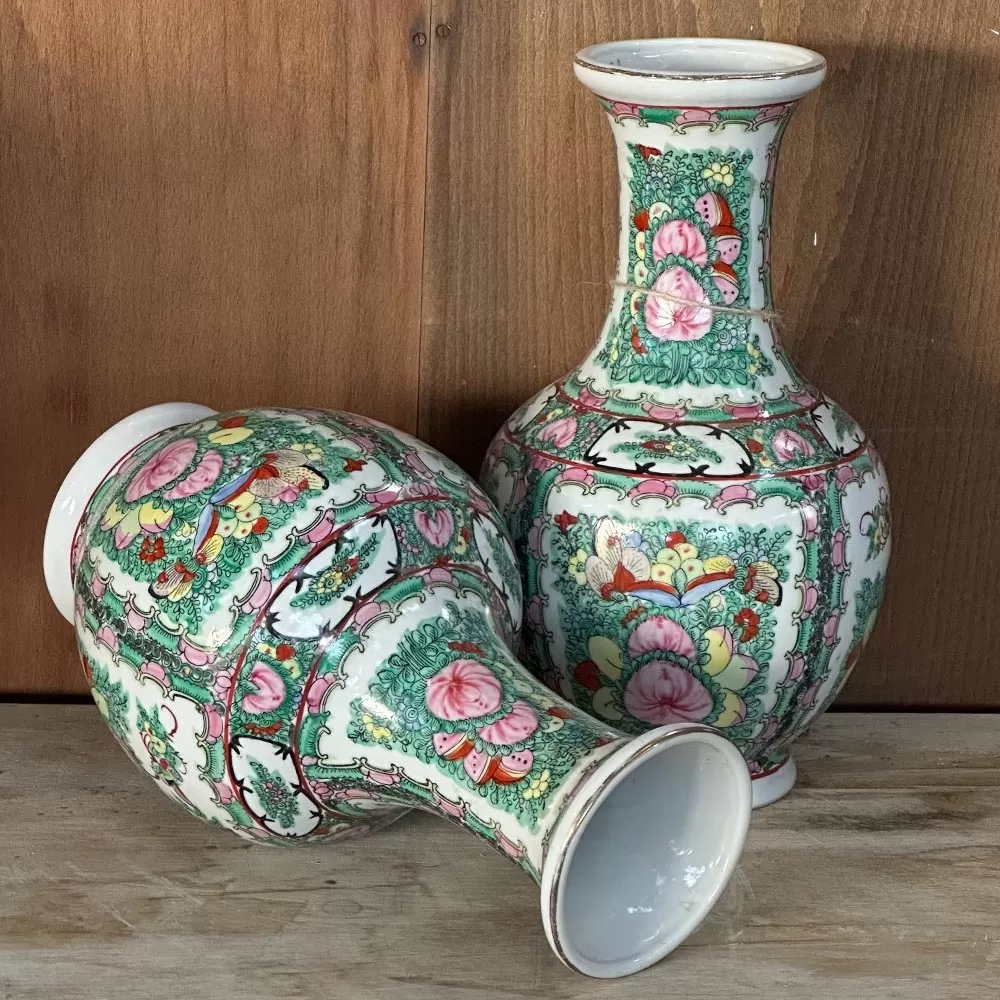 Doble Chinese Porcelain Vase