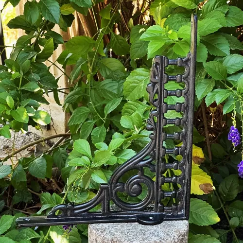 Cast Iron Shelf Bracket