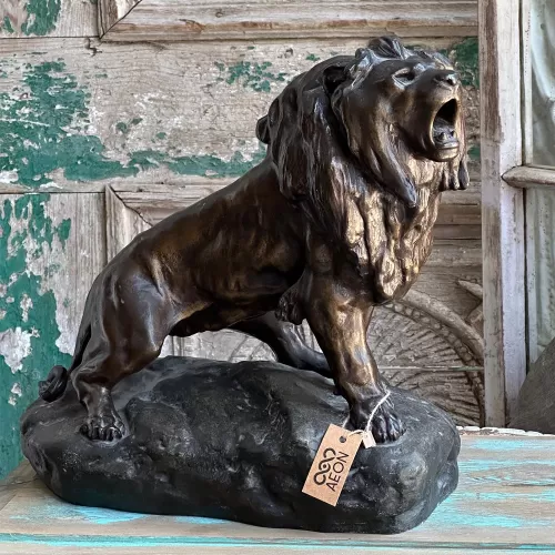 Lion Sculpture