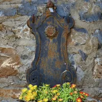 Cast Iron Wall Fountain