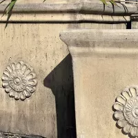 Beton Döküm Kare Saksı