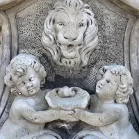 Cast Stone Lion Wall Fountain