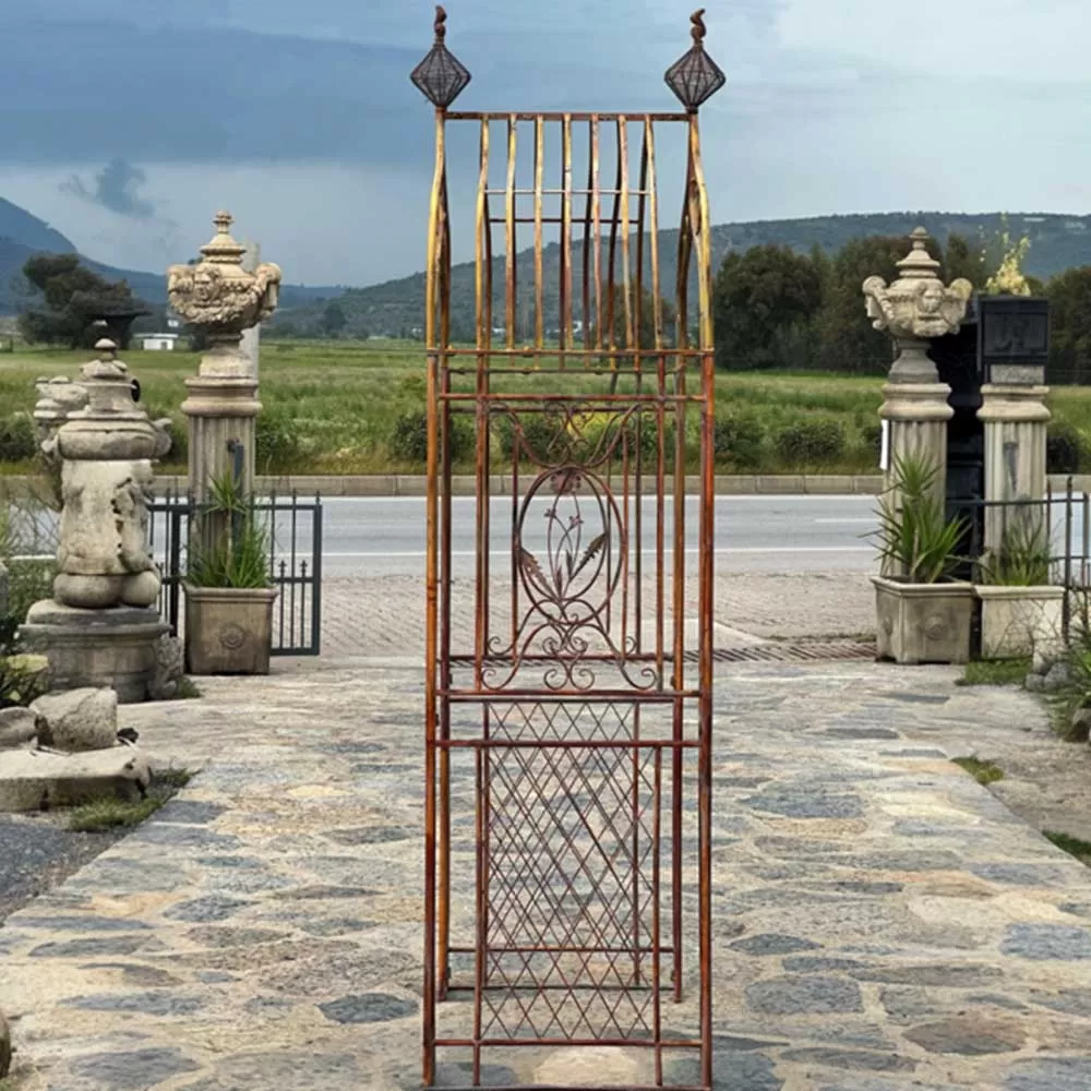 Large Metal Archway Entry